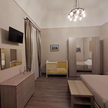 Lo Stemma Apartment